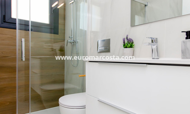 Neubauten - detached - Orihuela Costa