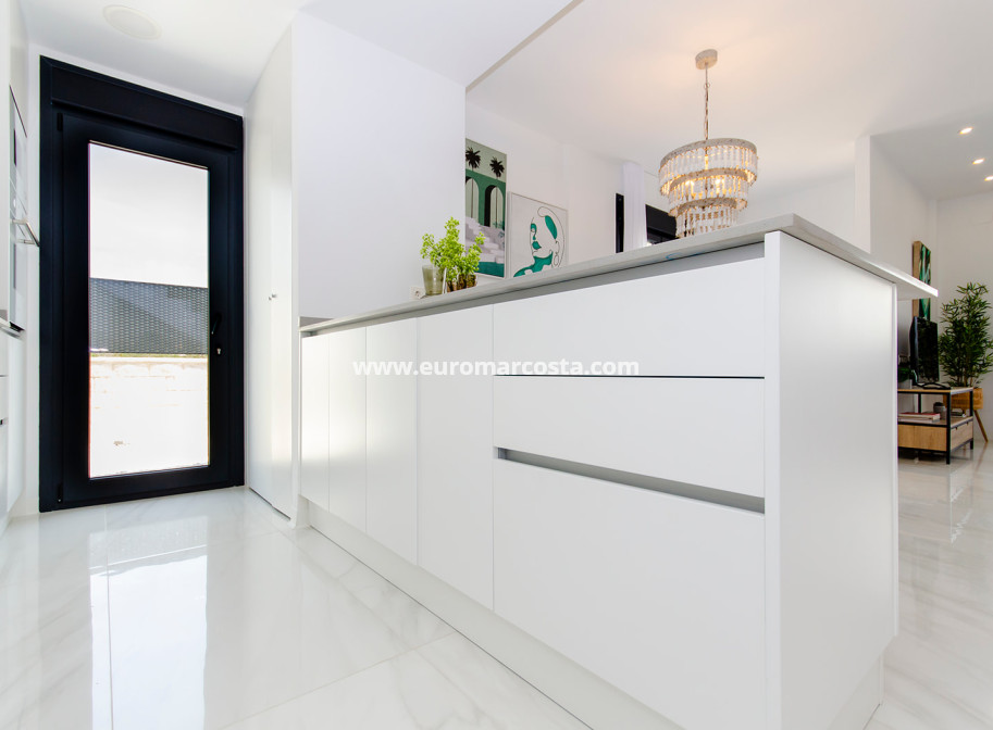 Neubauten - detached - Orihuela Costa