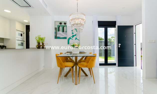 Neubauten - detached - Orihuela Costa