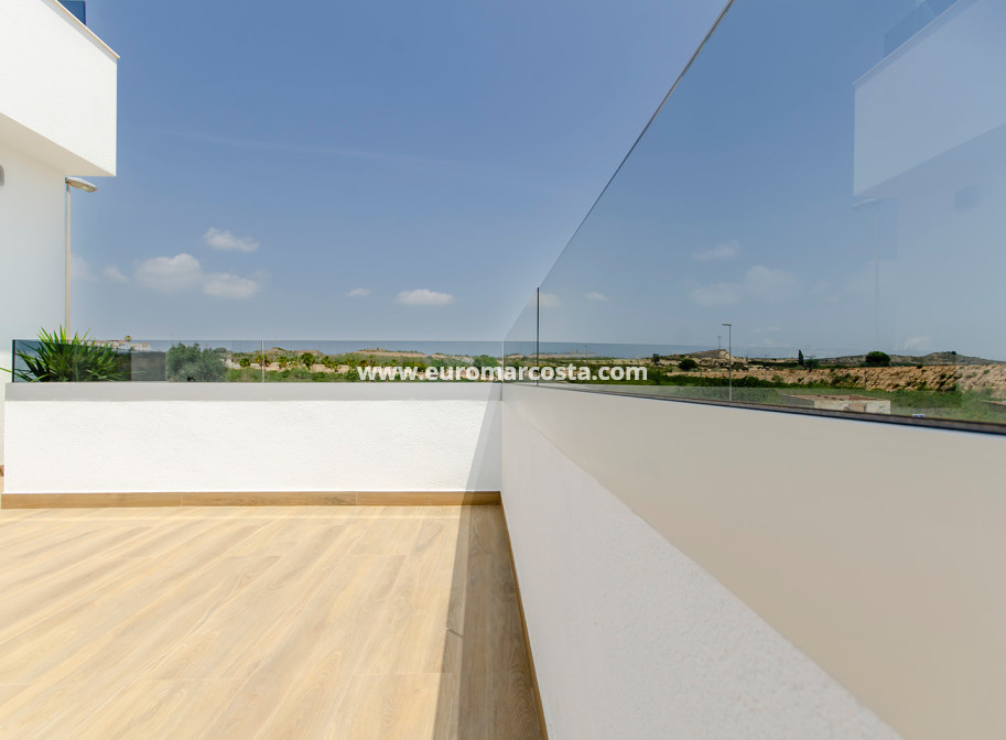 Neubauten - detached - Orihuela Costa