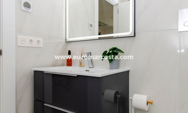 Neubauten - detached - Orihuela Costa