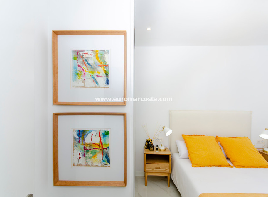 Neubauten - detached - Orihuela Costa