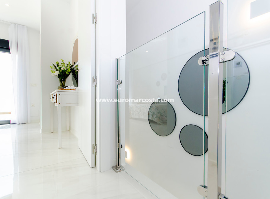 Neubauten - detached - Orihuela Costa