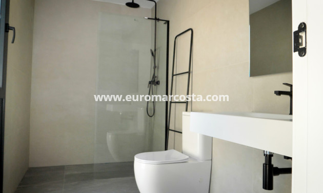 New Build - Quad - Polop