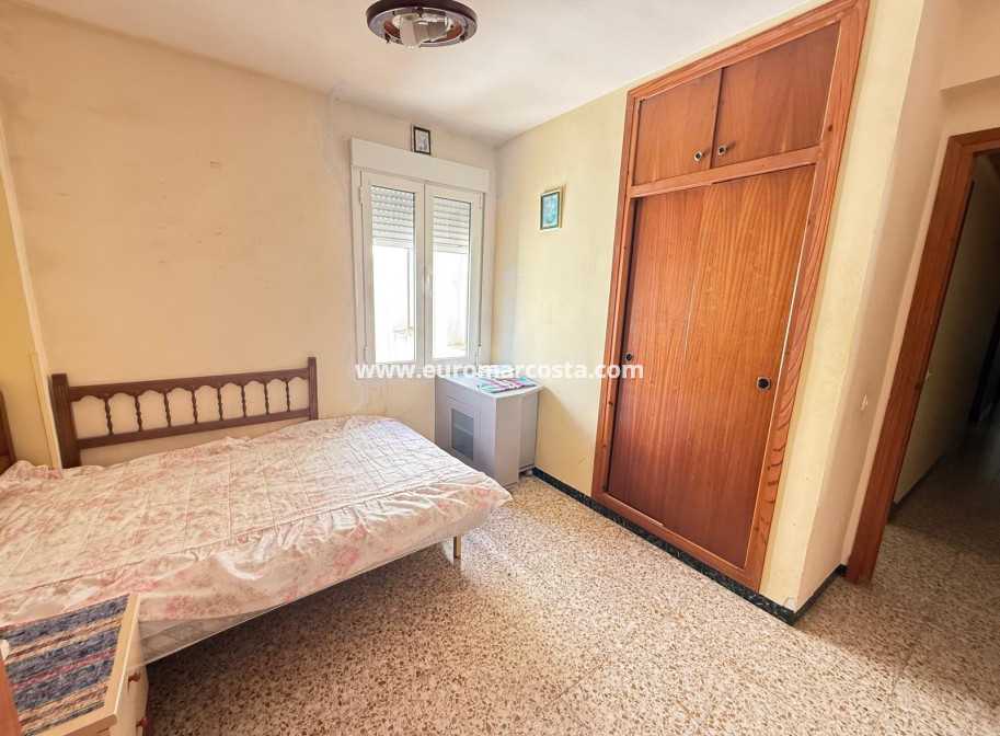 Sale - Apartment / flat - Guardamar del Segura