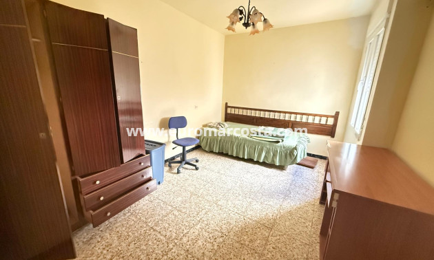 Sale - Apartment / flat - Guardamar del Segura