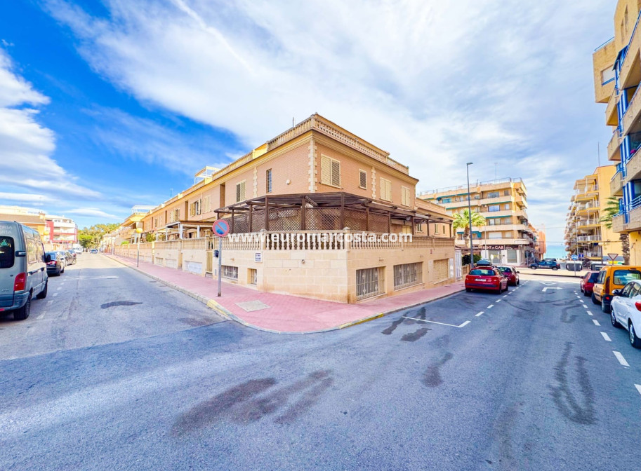 Sale - Ático Dúplex - Guardamar del Segura