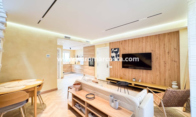 Sale - Ático Dúplex - Guardamar del Segura