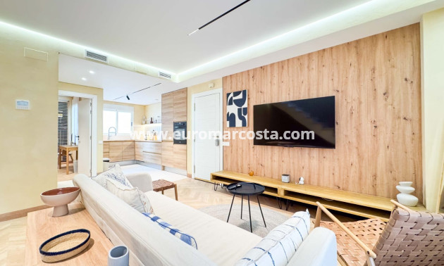 Sale - Ático Dúplex - Guardamar del Segura