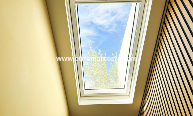 Sale - Ático Dúplex - Guardamar del Segura