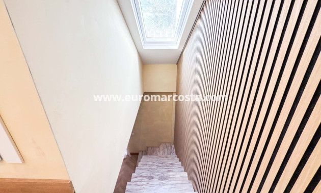 Sale - Ático Dúplex - Guardamar del Segura