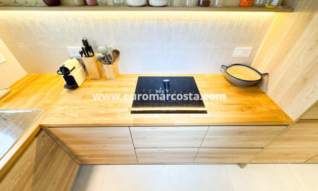 Sale - Ático Dúplex - Guardamar del Segura