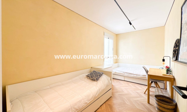 Sale - Ático Dúplex - Guardamar del Segura