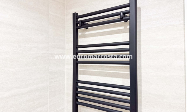 Sale - Ático Dúplex - Guardamar del Segura