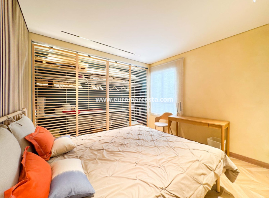 Sale - Ático Dúplex - Guardamar del Segura