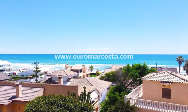 Sale - Ático Dúplex - Guardamar del Segura