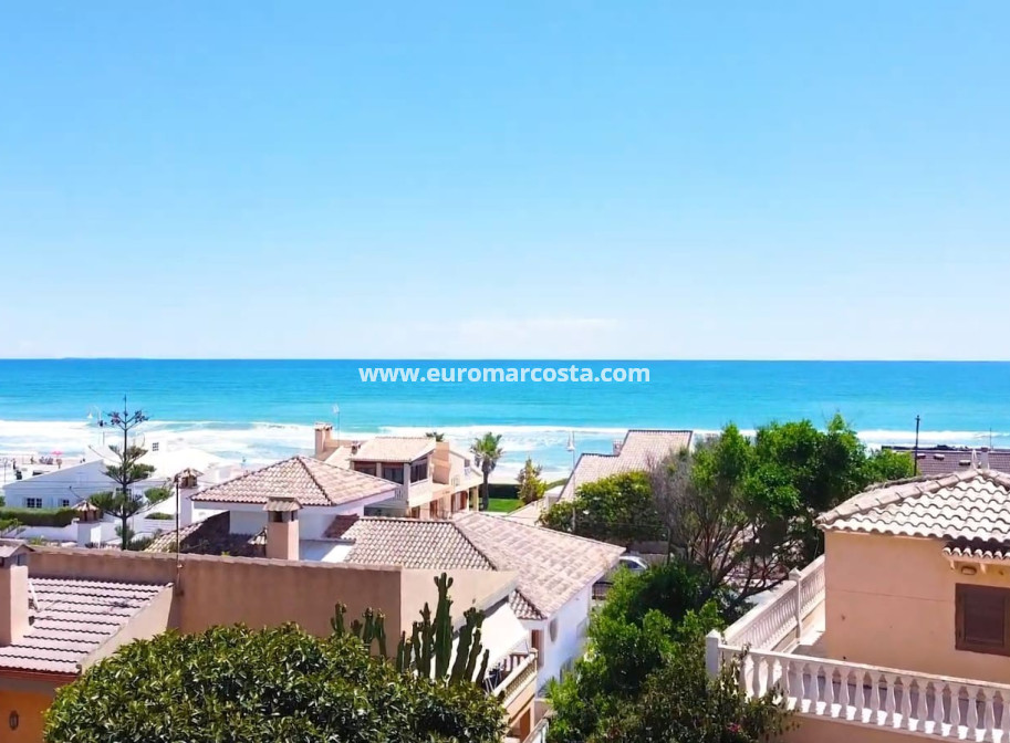 Sale - Ático Dúplex - Guardamar del Segura