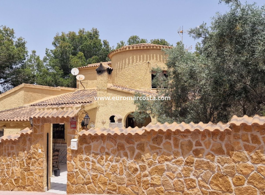 Sale - Detached Villa - Orihuela Costa