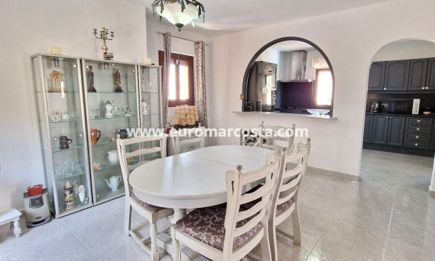 Sale - Detached Villa - Orihuela Costa