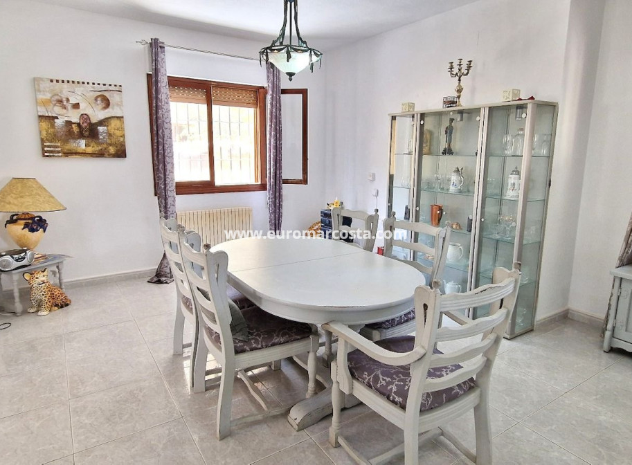 Sale - Detached Villa - Orihuela Costa