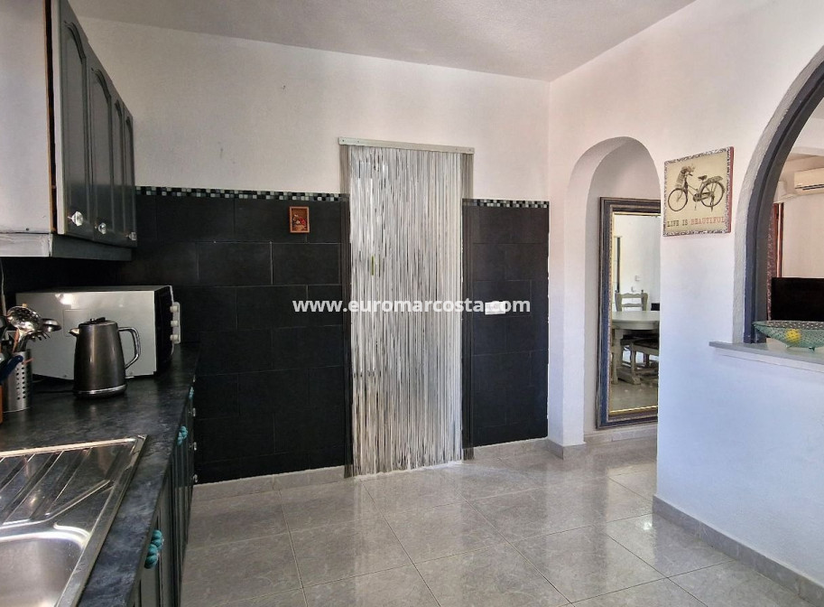 Sale - Detached Villa - Orihuela Costa