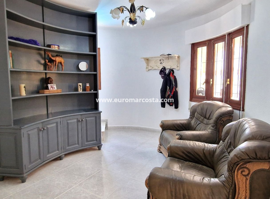 Sale - Detached Villa - Orihuela Costa