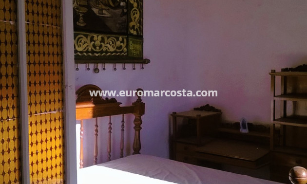 Objekte zum Wiederverkauf - Landhaus - Orihuela