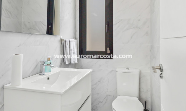 Sale - Villa - Algorfa