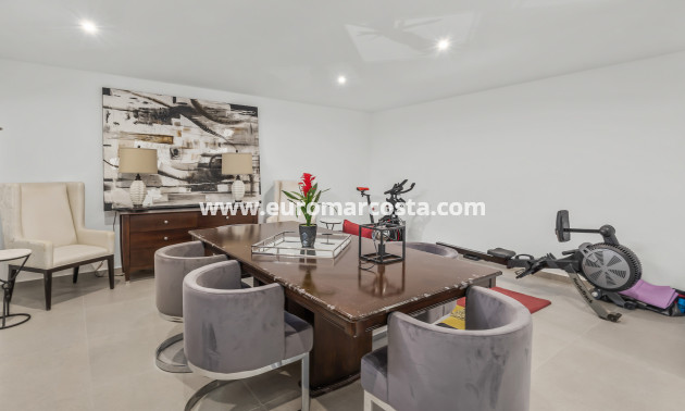 Sale - Villa - Algorfa