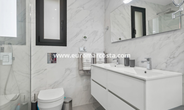 Sale - Villa - Algorfa