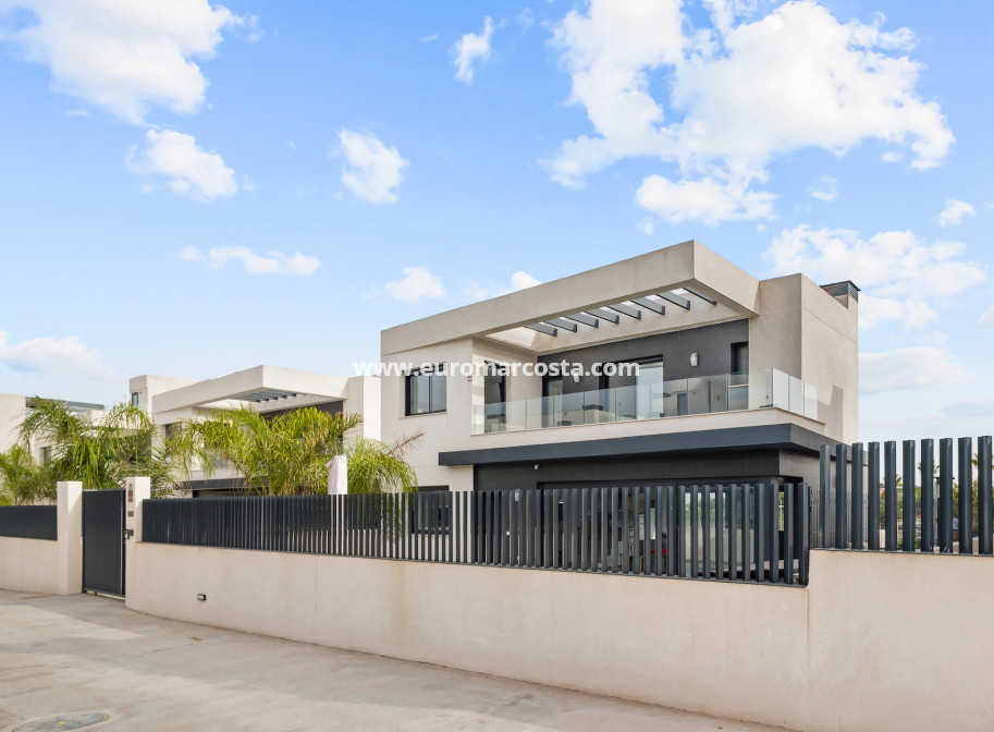 Sale - Villa - Algorfa