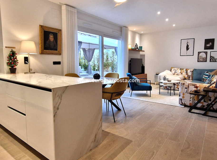 Sale - Bungalow - Algorfa