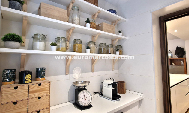 Sale - Bungalow - Algorfa