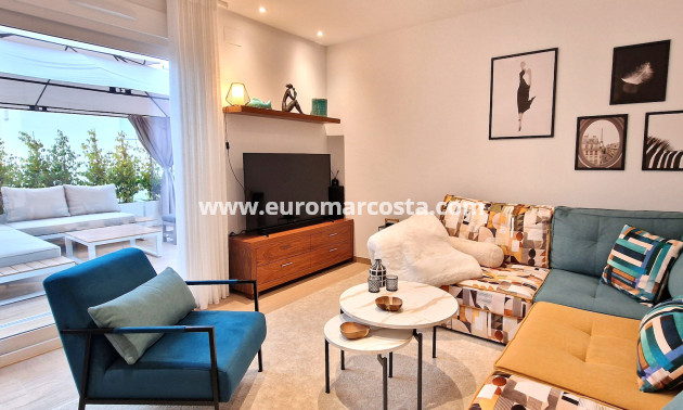 Sale - Bungalow - Algorfa