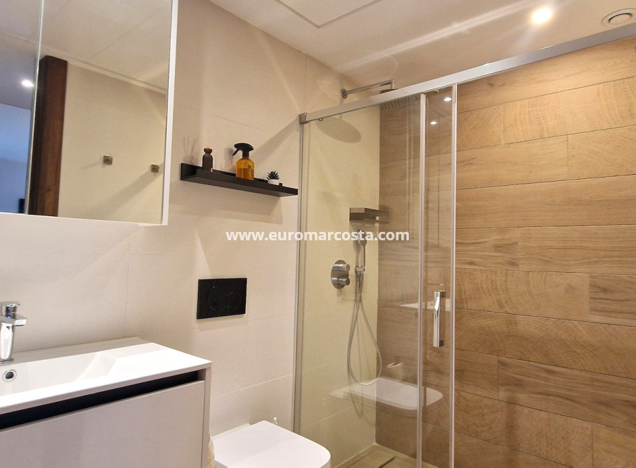 Sale - Bungalow - Algorfa