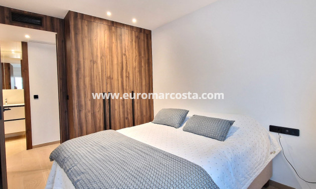 Sale - Bungalow - Algorfa