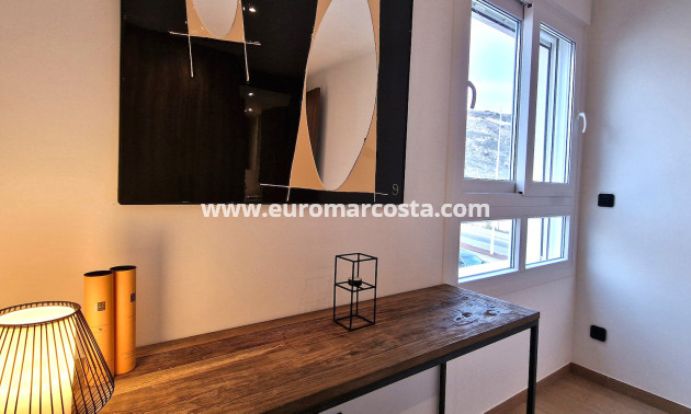 Sale - Bungalow - Algorfa