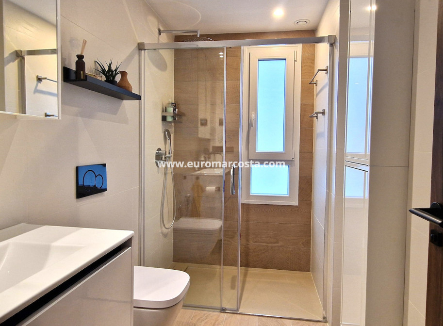 Sale - Bungalow - Algorfa