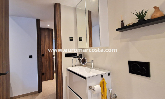 Sale - Bungalow - Algorfa