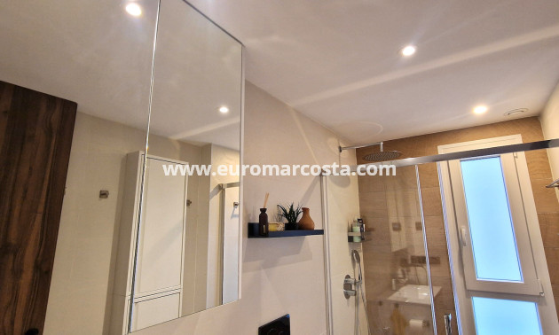 Sale - Bungalow - Algorfa