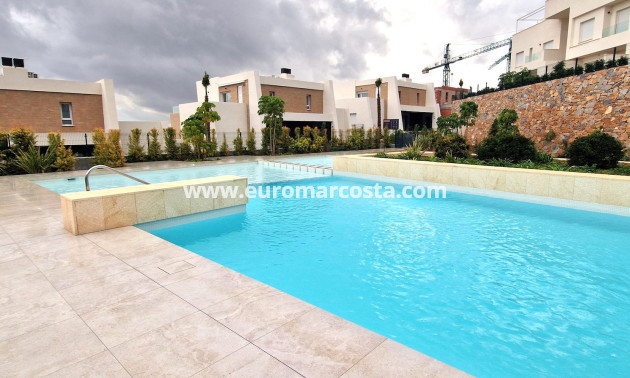 Sale - Bungalow - Algorfa