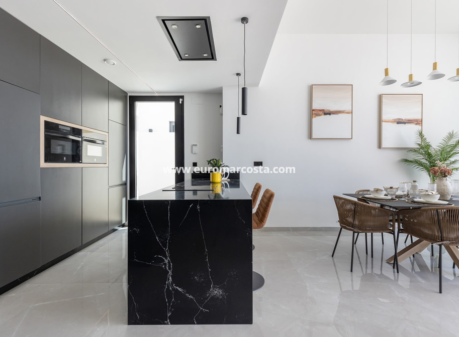 Venta - Villa - Torrevieja - TORREVIEJA