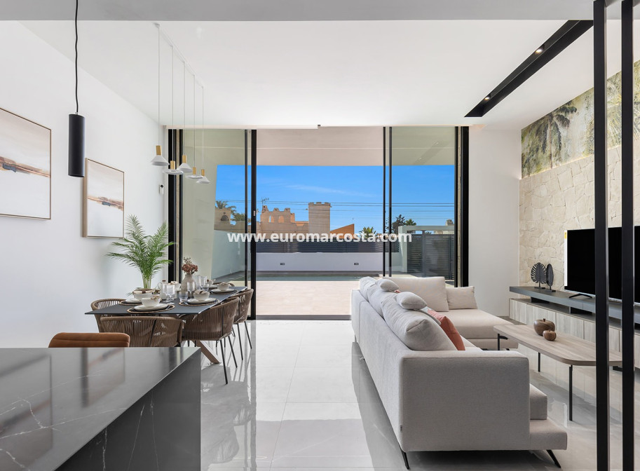 Venta - Villa - Torrevieja - TORREVIEJA