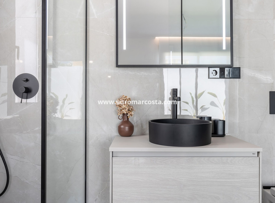 Venta - Villa - Torrevieja - TORREVIEJA