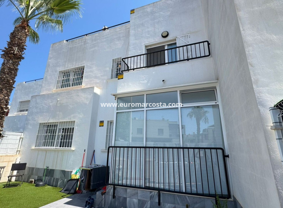 Objekte zum Wiederverkauf - Bungalow - Torrevieja - TORREVIEJA