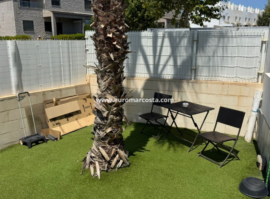 Objekte zum Wiederverkauf - Bungalow - Torrevieja - TORREVIEJA