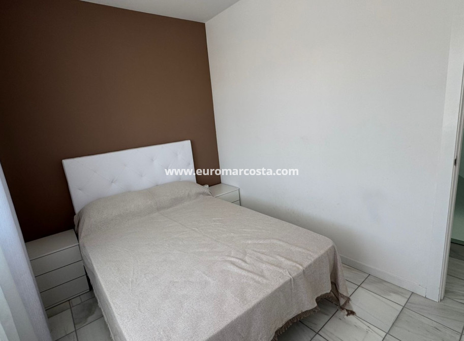 Objekte zum Wiederverkauf - Bungalow - Torrevieja - TORREVIEJA