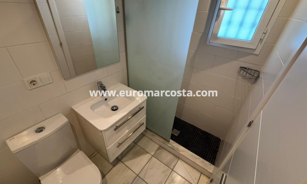 Objekte zum Wiederverkauf - Bungalow - Torrevieja - TORREVIEJA