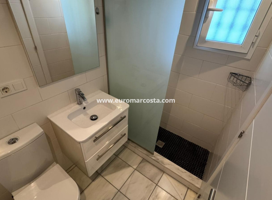 Objekte zum Wiederverkauf - Bungalow - Torrevieja - TORREVIEJA