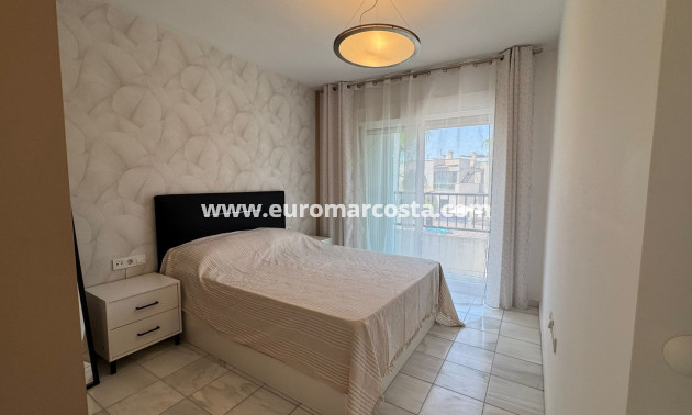 Objekte zum Wiederverkauf - Bungalow - Torrevieja - TORREVIEJA